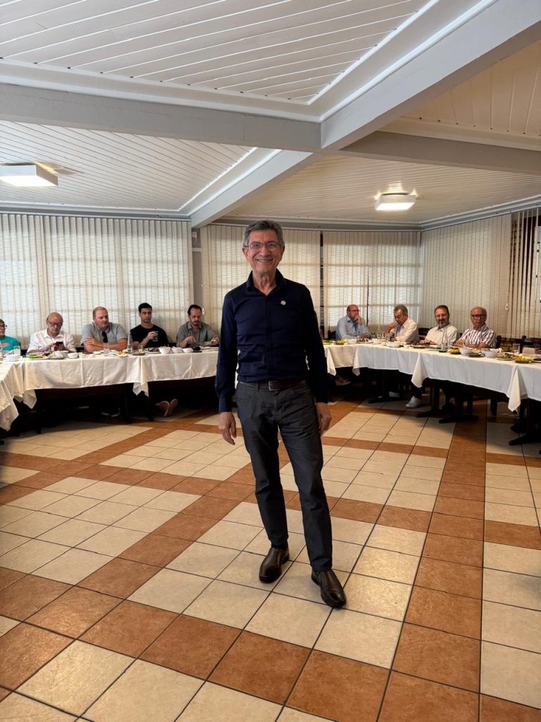 Reunião do Conselho de Desenvolvimento Econômico e Social de Florianópolis (Condes)