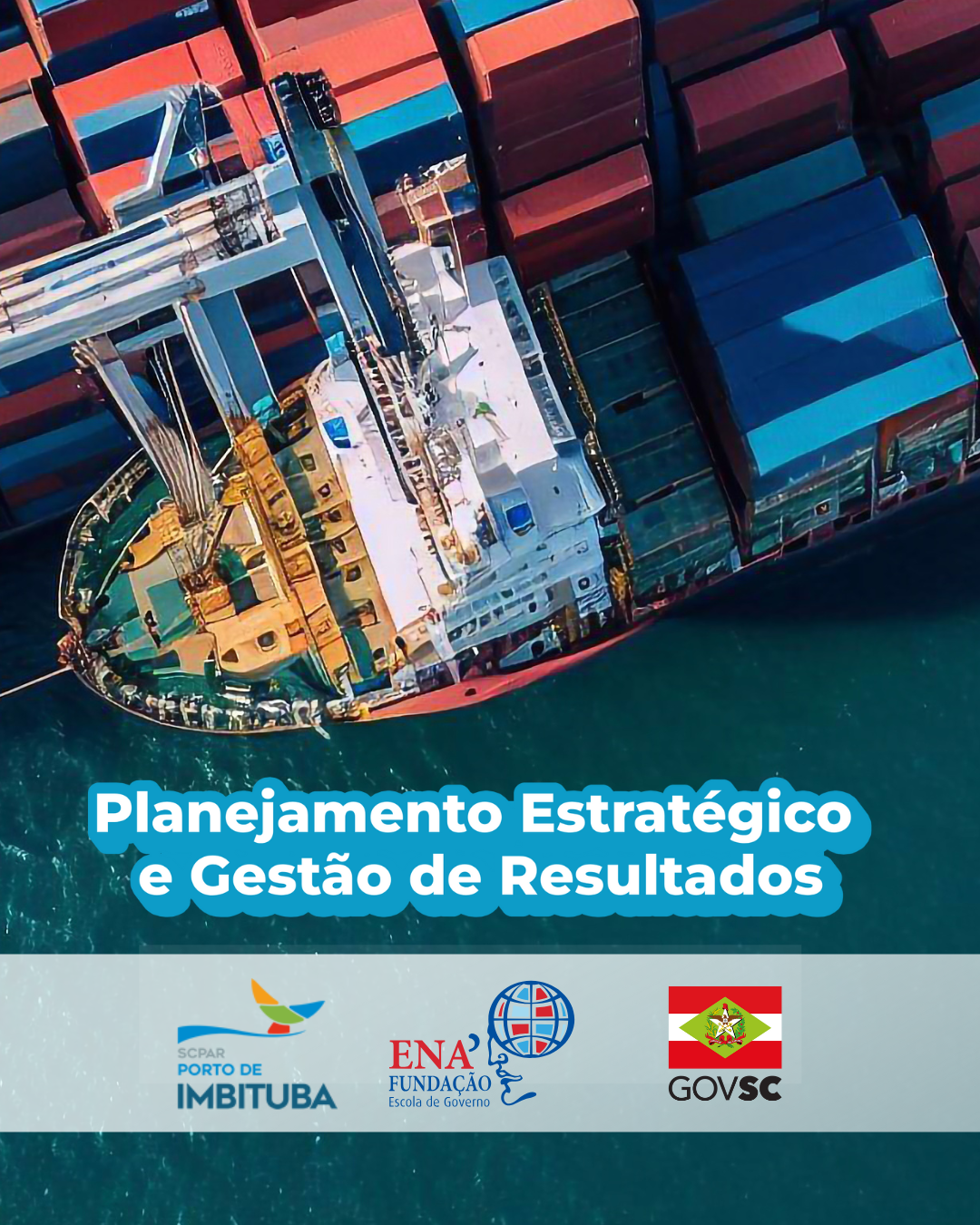 Navio atracado no porto